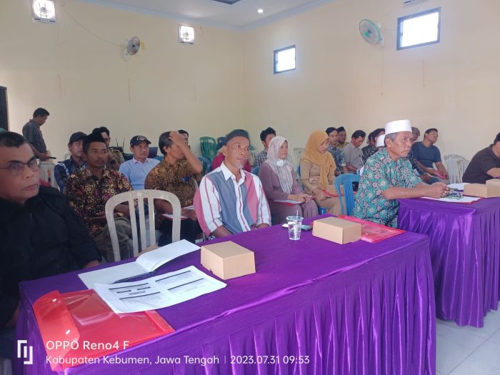 Forum diskusi politik bersama angota DPRD Kabupaten Kebumen 01