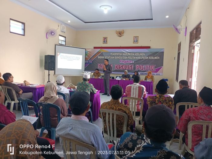 Forum diskusi politik bersama angota DPRD Kabupaten Kebumen 02